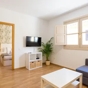 mitjana-plaza-apartamentos-ii.es-andalucia.com/